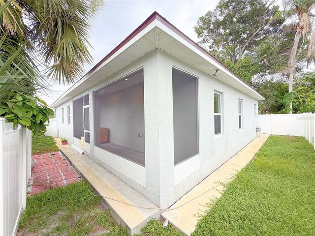 6690 54TH AVENUE N, St Petersburg, FL 33709