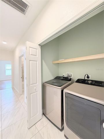 6690 54TH AVENUE N, St Petersburg, FL 33709