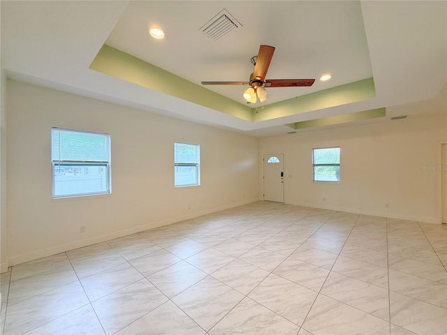 6690 54TH AVENUE N, St Petersburg, FL 33709
