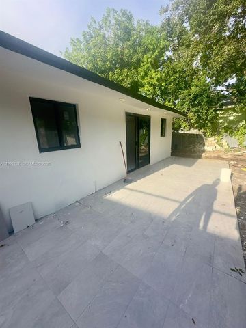 2110 NW 43rd St, Miami, FL 33142