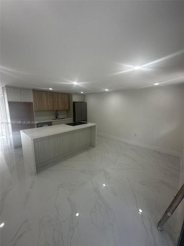 2110 NW 43rd St, Miami, FL 33142