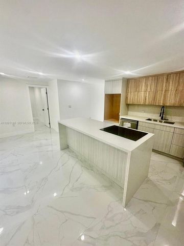 2110 NW 43rd St, Miami, FL 33142