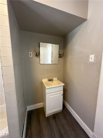 1603 Morris St, New Castle, PA 16102