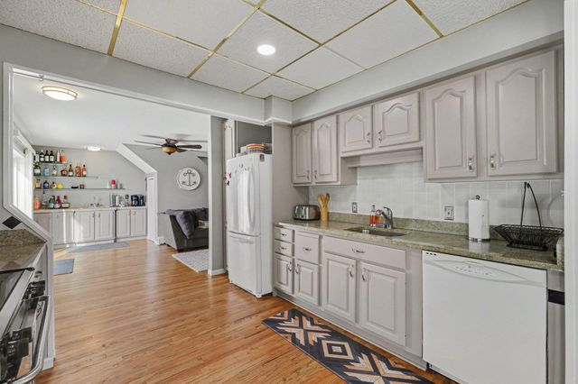 7128 Lazy Lane, Harsens Island, MI 48028