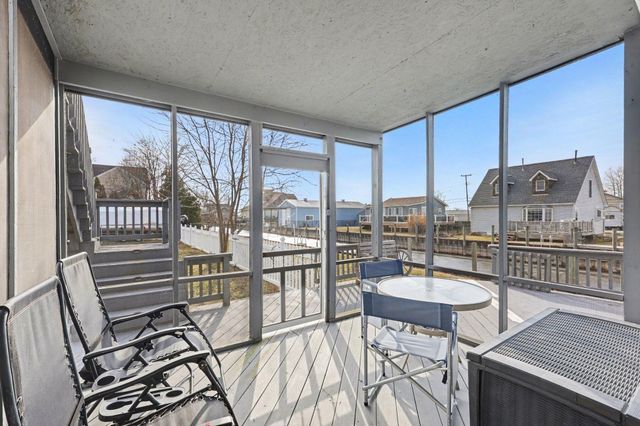 7128 Lazy Lane, Harsens Island, MI 48028