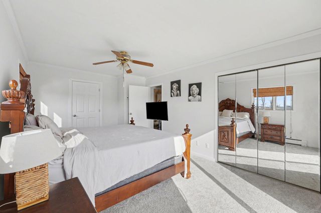 7128 Lazy Lane, Harsens Island, MI 48028