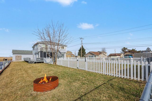 7128 Lazy Lane, Harsens Island, MI 48028
