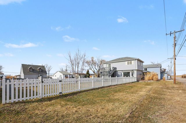 7128 Lazy Lane, Harsens Island, MI 48028