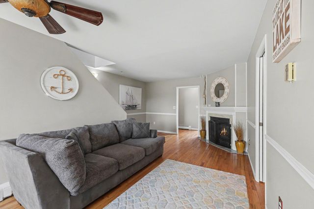7128 Lazy Lane, Harsens Island, MI 48028