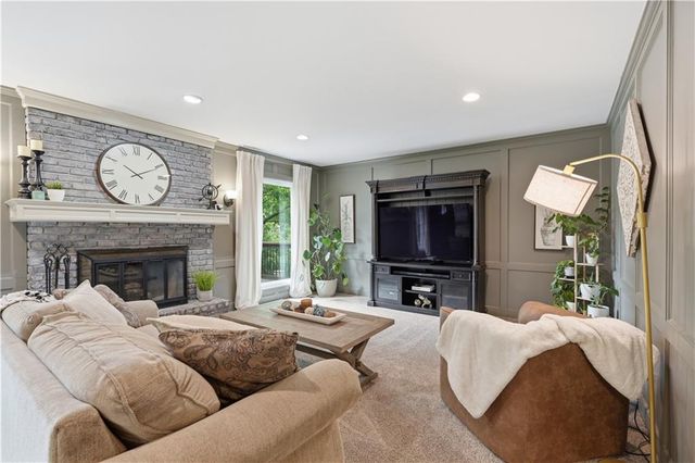 1704 NW Weatherstone Drive, Blue Springs, MO 64015