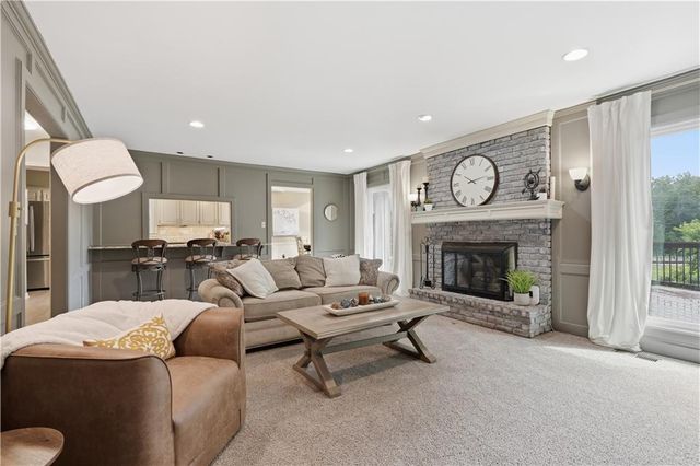 1704 NW Weatherstone Drive, Blue Springs, MO 64015