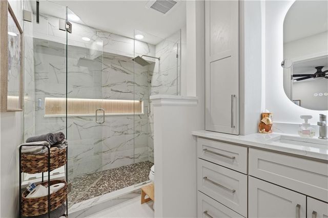 1704 NW Weatherstone Drive, Blue Springs, MO 64015