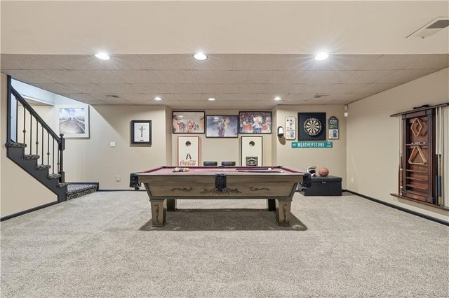 1704 NW Weatherstone Drive, Blue Springs, MO 64015