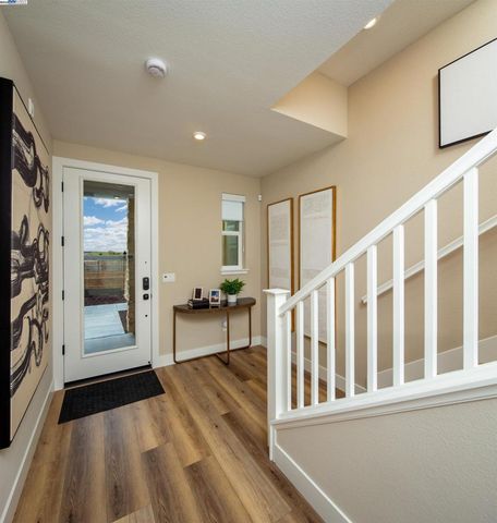 964 Blaise Lane 1004, Morgan Hill, CA 95037