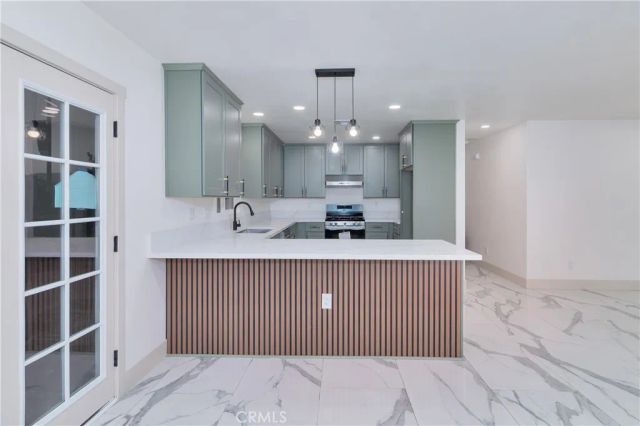 7804 Peacock, Highland, CA 92346