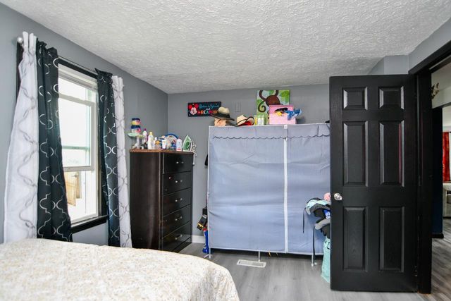 1659 LORETTA LANE, Green Bay, WI 54302