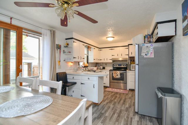 1659 LORETTA LANE, Green Bay, WI 54302