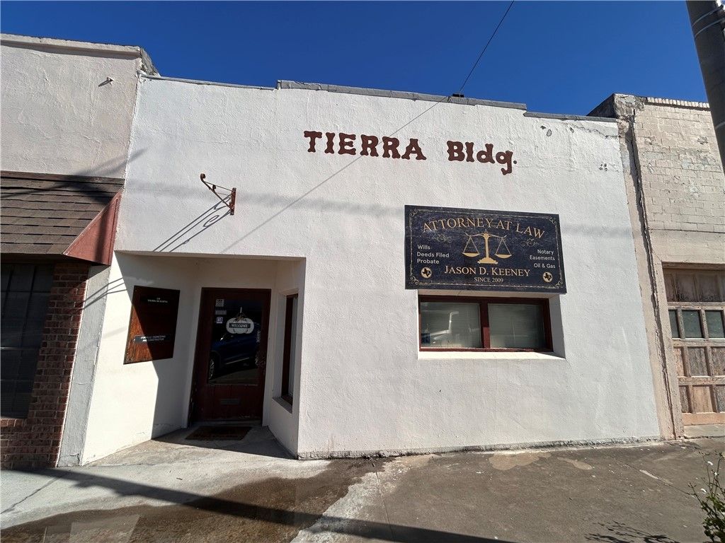120 Green Ave, Taft, TX 78390 — exterior