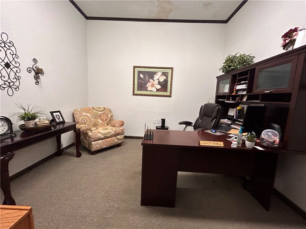 120 Green Ave, Taft, TX 78390 — photo 4