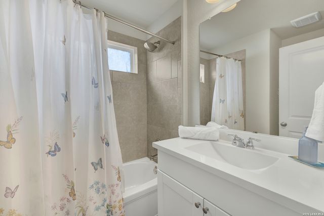 1814 STRAWBERRY FLD, New Braunfels, TX 78130