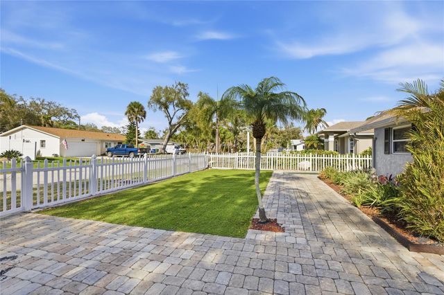 545 BLUEBELL ROAD, Venice, FL 34293