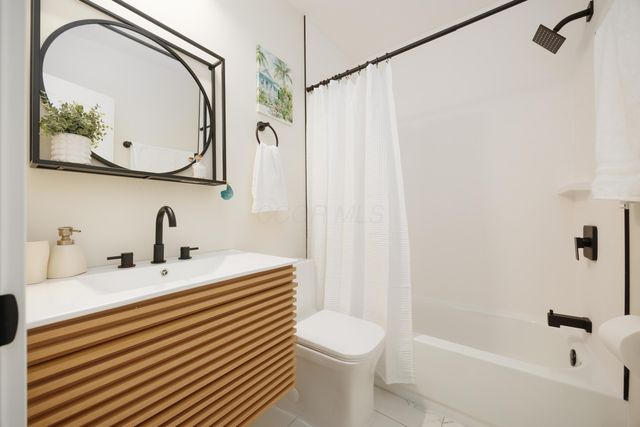 704 Hanford Street, Columbus, OH 43206