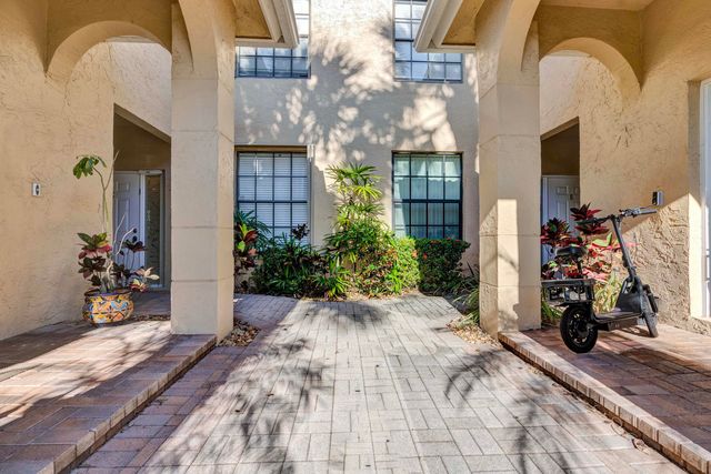 22791 Trelawny Terrace C, Boca Raton, FL 33433