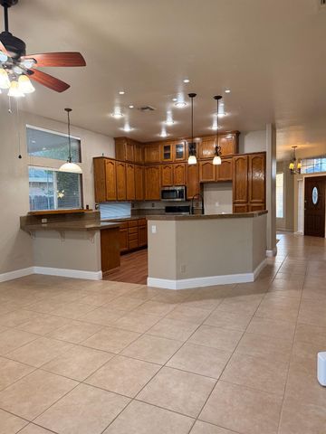 4115 Copper Hill Ct, Antelope, CA 95843