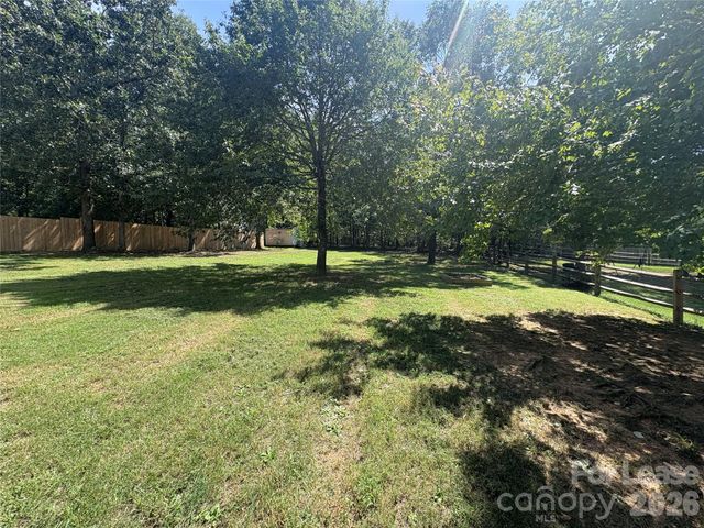 937 Barbee Farm Drive, Monroe, NC 28110