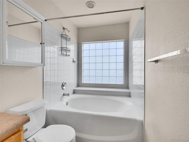 1289 Carlyle Park Circle, Highlands Ranch, CO 80129