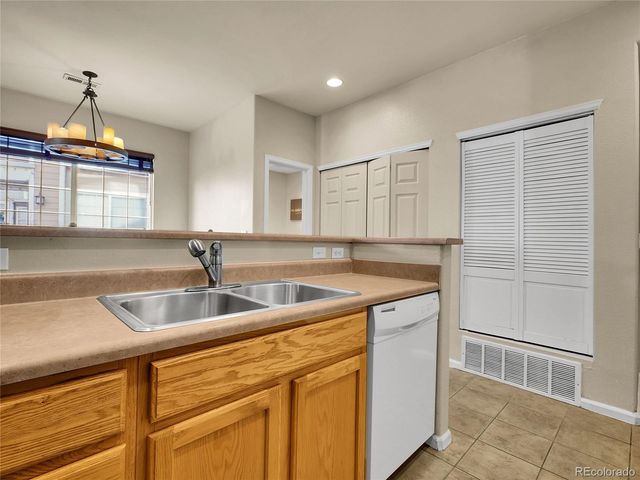 1289 Carlyle Park Circle, Highlands Ranch, CO 80129