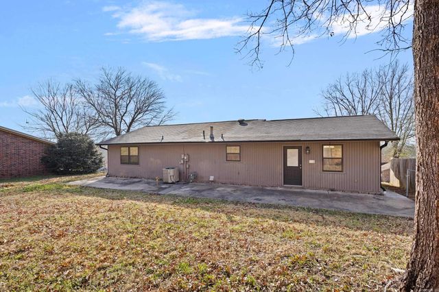 13 Eugenia Street, Morrilton, AR 72110