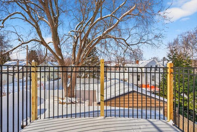 394 S PARK AVENUE, Fond Du Lac, WI 54935