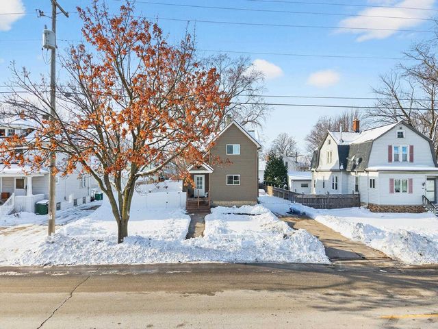 394 S PARK AVENUE, Fond Du Lac, WI 54935