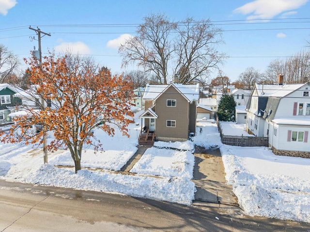 394 S PARK AVENUE, Fond Du Lac, WI 54935