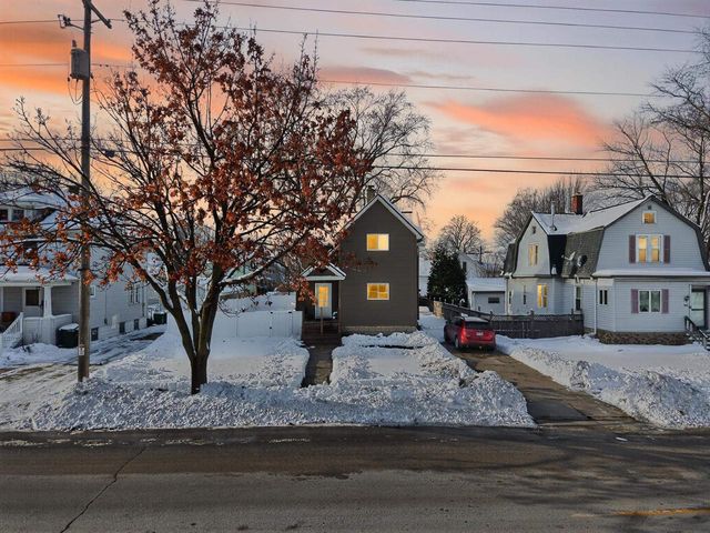 394 S PARK AVENUE, Fond Du Lac, WI 54935