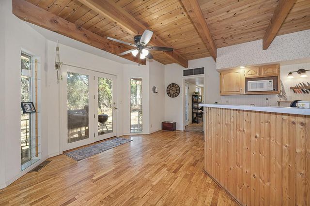5271 Caprine Rd, Greenwood, CA 95635