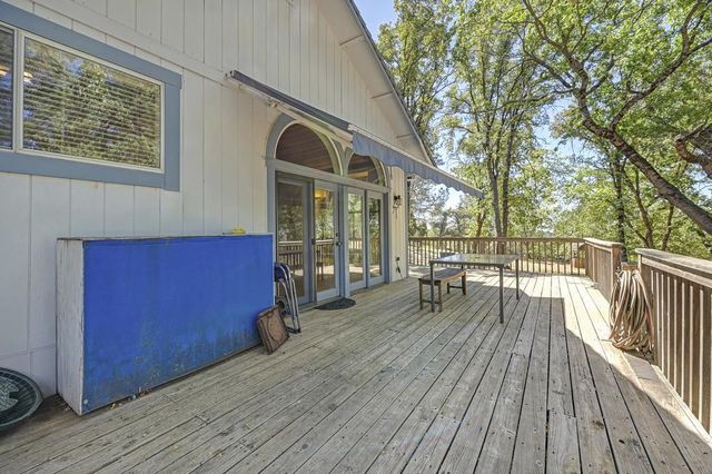 5271 Caprine Rd, Greenwood, CA 95635