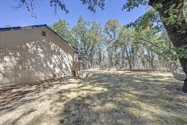 5271 Caprine Rd, Greenwood, CA 95635