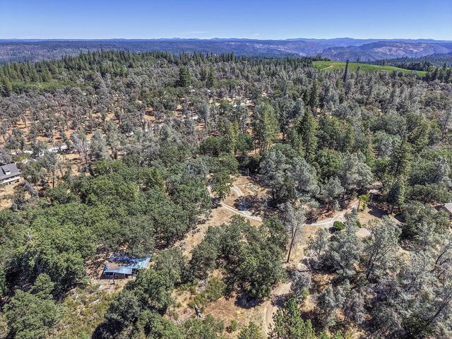 5271 Caprine Rd, Greenwood, CA 95635