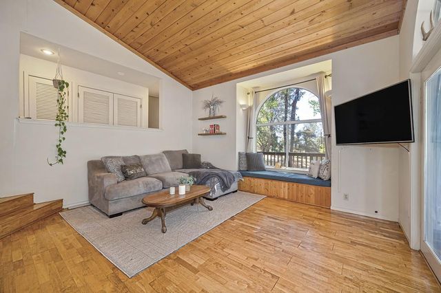 5271 Caprine Rd, Greenwood, CA 95635