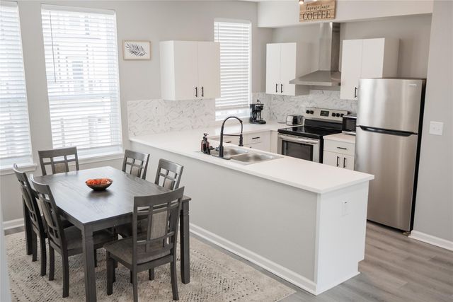 2519 Washington Street 205, Waller, TX 77484