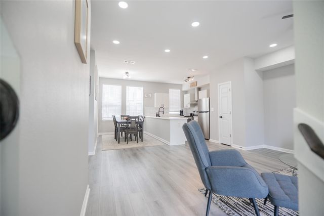 2519 Washington Street 205, Waller, TX 77484