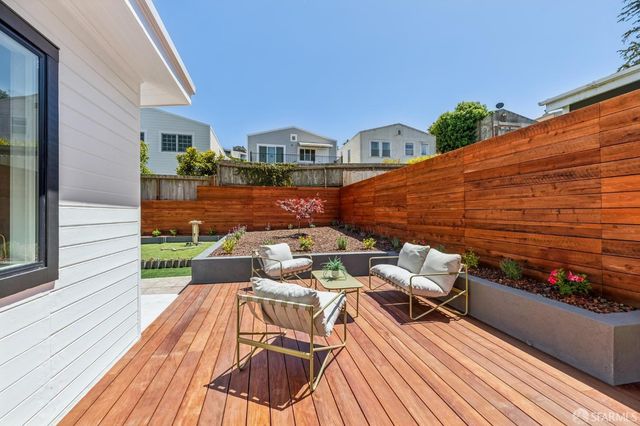 323 Chicago Way, San Francisco, CA 94112