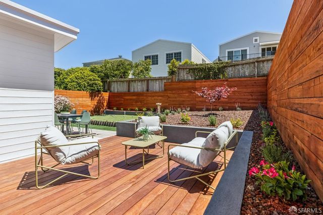323 Chicago Way, San Francisco, CA 94112