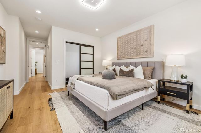 323 Chicago Way, San Francisco, CA 94112