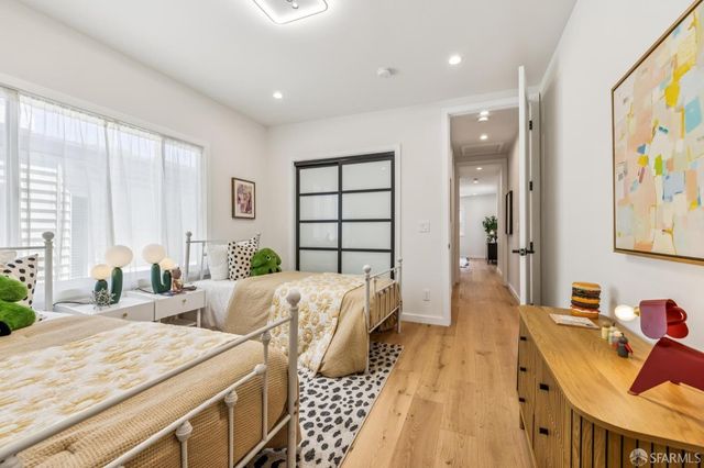 323 Chicago Way, San Francisco, CA 94112