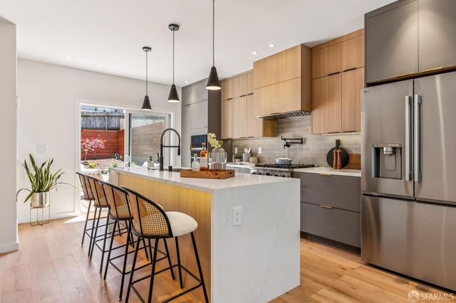 323 Chicago Way, San Francisco, CA 94112