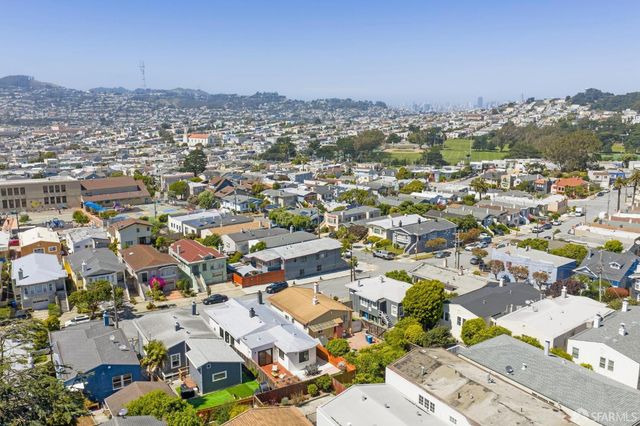 323 Chicago Way, San Francisco, CA 94112