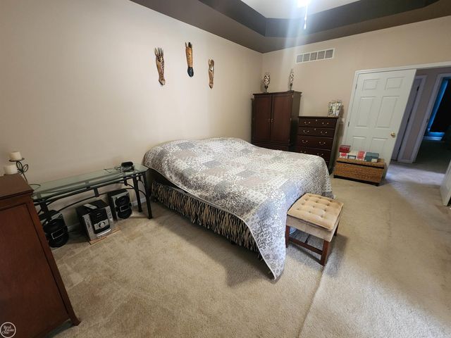 21766 Ambassador Drive, Macomb, MI 48044